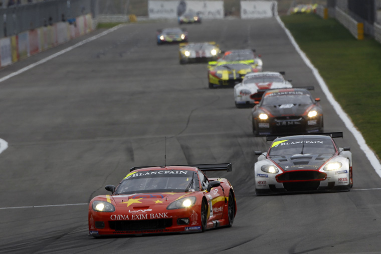 Nissan GT-R Race Scene Picture